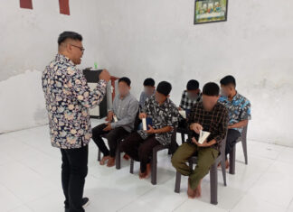 Penyuluh Agama Bimbing Anak Remaja Kristen di LPKA Ternate