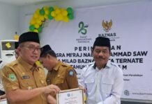 Kemenag Ternate Raih Penghargaan Pendukung Gerakan ZIS di Peringatan Isra Mi’raj dan Milad BAZNAS