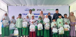 Kakankemenag Ternate Apresiasi Program Bantuan Pendidikan LAZNAS Rumah Yatim