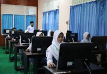 Kasi Penmad Pantau Ujian Madrasah di MTsN 1 Kota Ternate