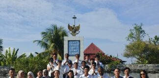 Vesakha Sananda, Umat Buddha Ternate Ziarah dan Tabur Bunga di TMP Banau