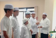 Tujuh Siswa Berprestasi Terima Penghargaan pada Peringatan Maulid Nabi di Kemenag Ternate