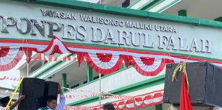 Semarak Hari Santri Nasional 2026, Kasubbag TU Kemenag Ternate Lepas Pawai Akbar Ponpes Darul Falah